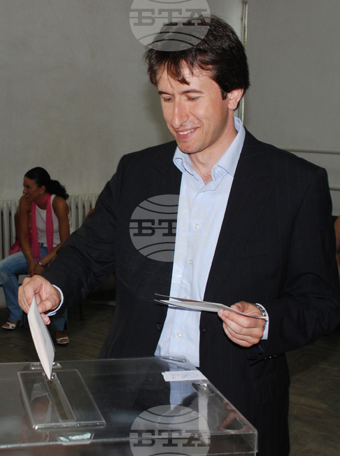 Korman Ismailov: Minister of Transport and Communications