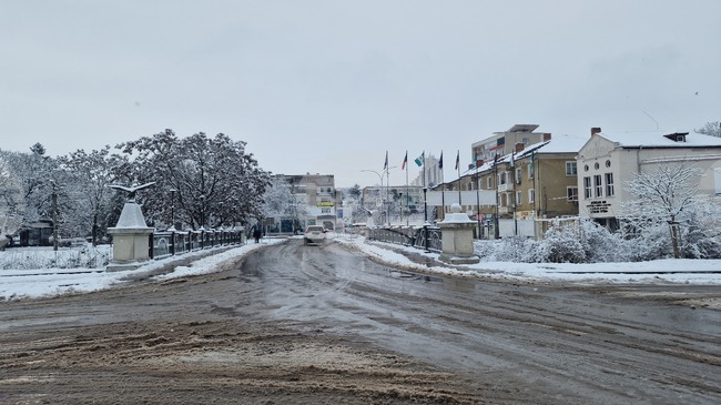 Отпадна ограничението за тежкотоварни автомобили над 12 тона по първокласния път Русе - Разград - Шумен 