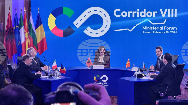 Днешните срещи за Коридор 8 в Тирана потвърдиха ангажимента на Италия, Албания, Северна Македония, България и Румъния за изграждането му