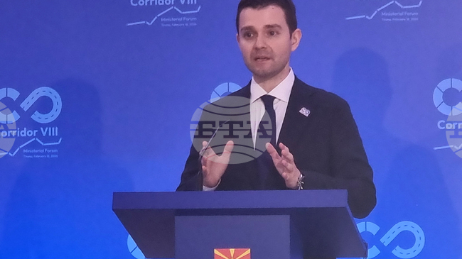 Коридор 8 може да успее, ако всички ключови действащи лица са заедно, каза Тимчо Муцунски на министерска среща в Тирана