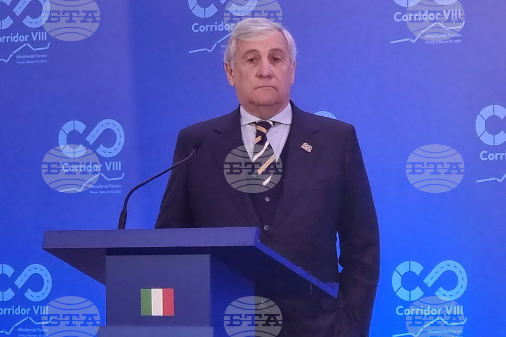 Западните Балкани са стратегически приоритет за Италия, заяви италианският външен министър Антонио Таяни на среща за Коридор 8 в Тирана 