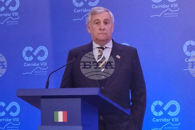 Западните Балкани са стратегически приоритет за Италия, заяви италианският външен министър Антонио Таяни на среща за Коридор 8 в Тирана 