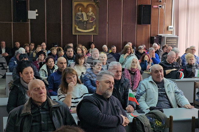  Сливен - протест в защита на отец Иван