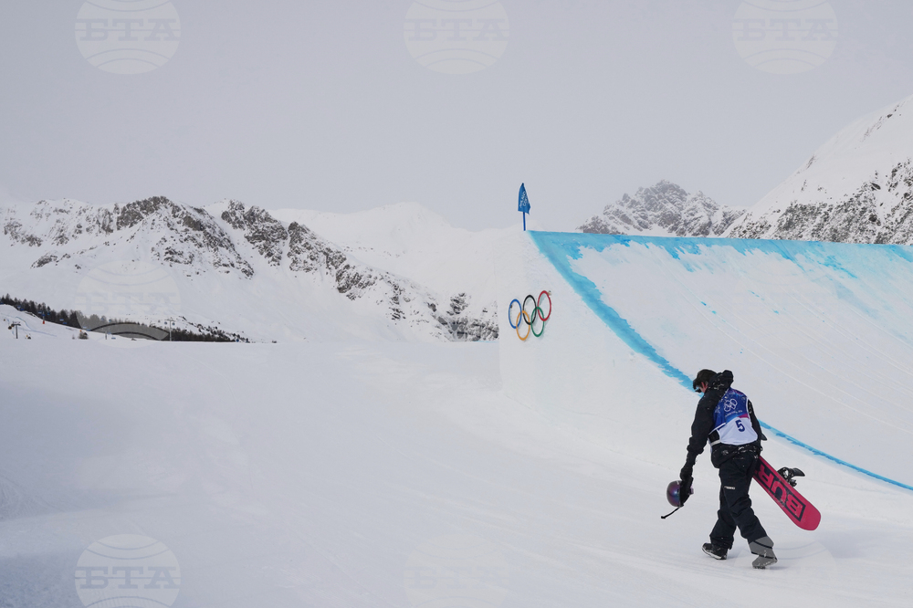 APTOPIX Milan Cortina Olympics Snowboard