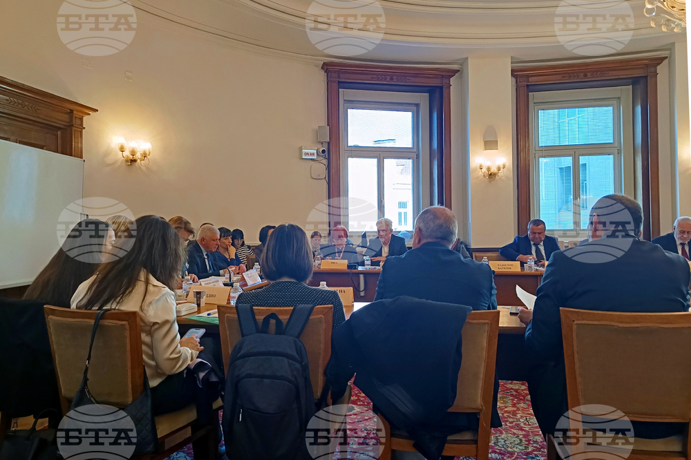 Народно събрание - Комисия по труда и социалната политика - заседание