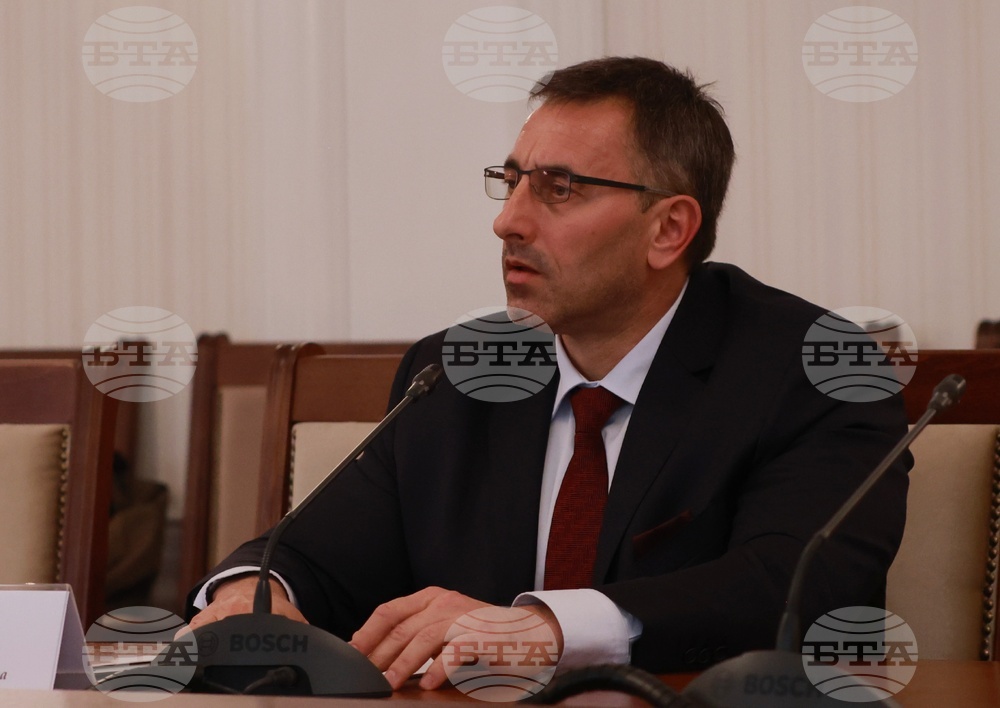 Lukoil Special Administrator Says Fuel Supplies Secure, Reports Stable Refinery Operations and Cost Savings