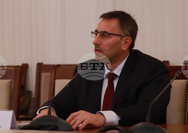 Lukoil Special Administrator Says Fuel Supplies Secure, Reports Stable Refinery Operations and Cost Savings