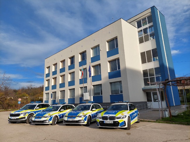 Сектор „Пътна полиция“ в Ловеч вече работи и обслужва граждани, съобщиха от Областната дирекция на МВР