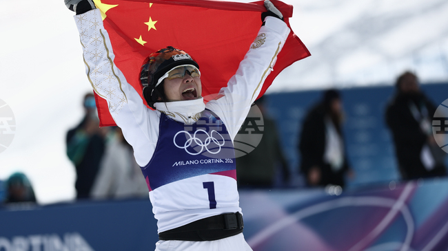 Китайката Мънтао Сюй защити олимпийската си титла във въздушната акробатика на ските свободен стил