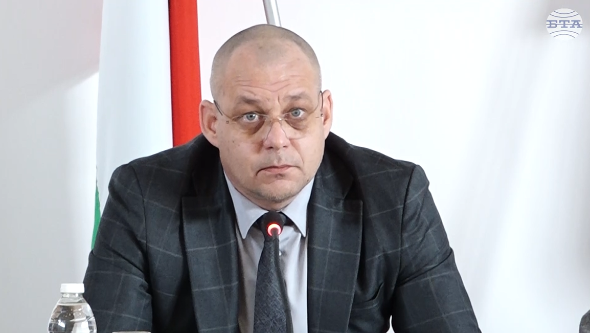 Ще има резултати до дни от проверката за разрешителните за оръжия на Ивайло Калушев, Ивайло Иванов и Николай Златков, каза директорът на ГДНП Захари Васков