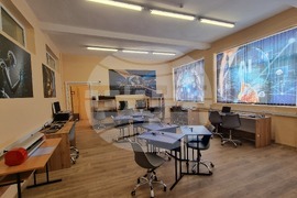 Плевен - Професионалната гимназия по механоелектротехника - STEM център