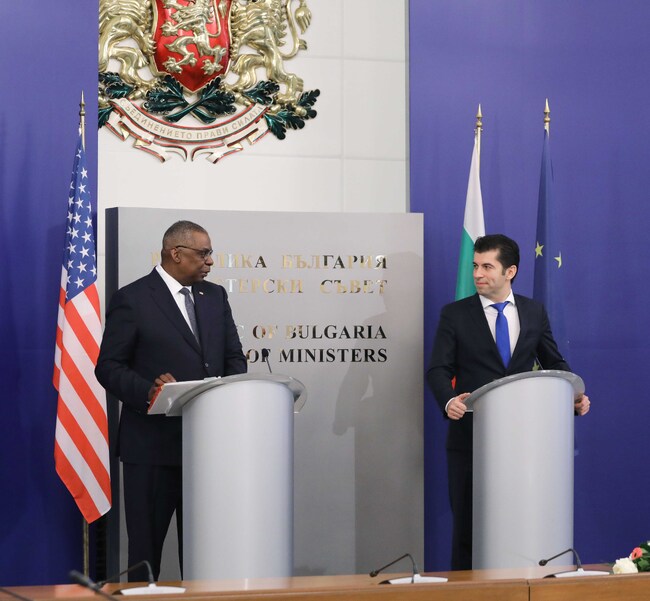 Премиерът Петков: Нашата сигурност е в колективната отбрана със съюзниците в НАТО