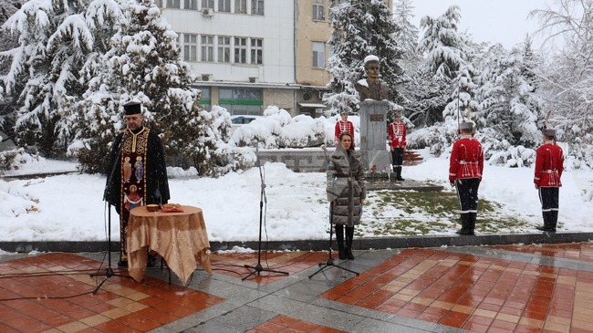 В Попово отбелязаха 153 г. от гибелта на Апостола на свободата – Васил Левски