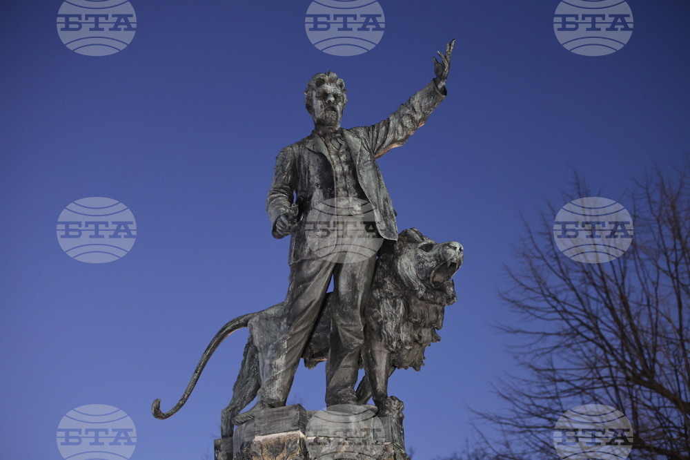 Карлово - 153 години от гибелта на Апостола на свободата Васил Левски - почит