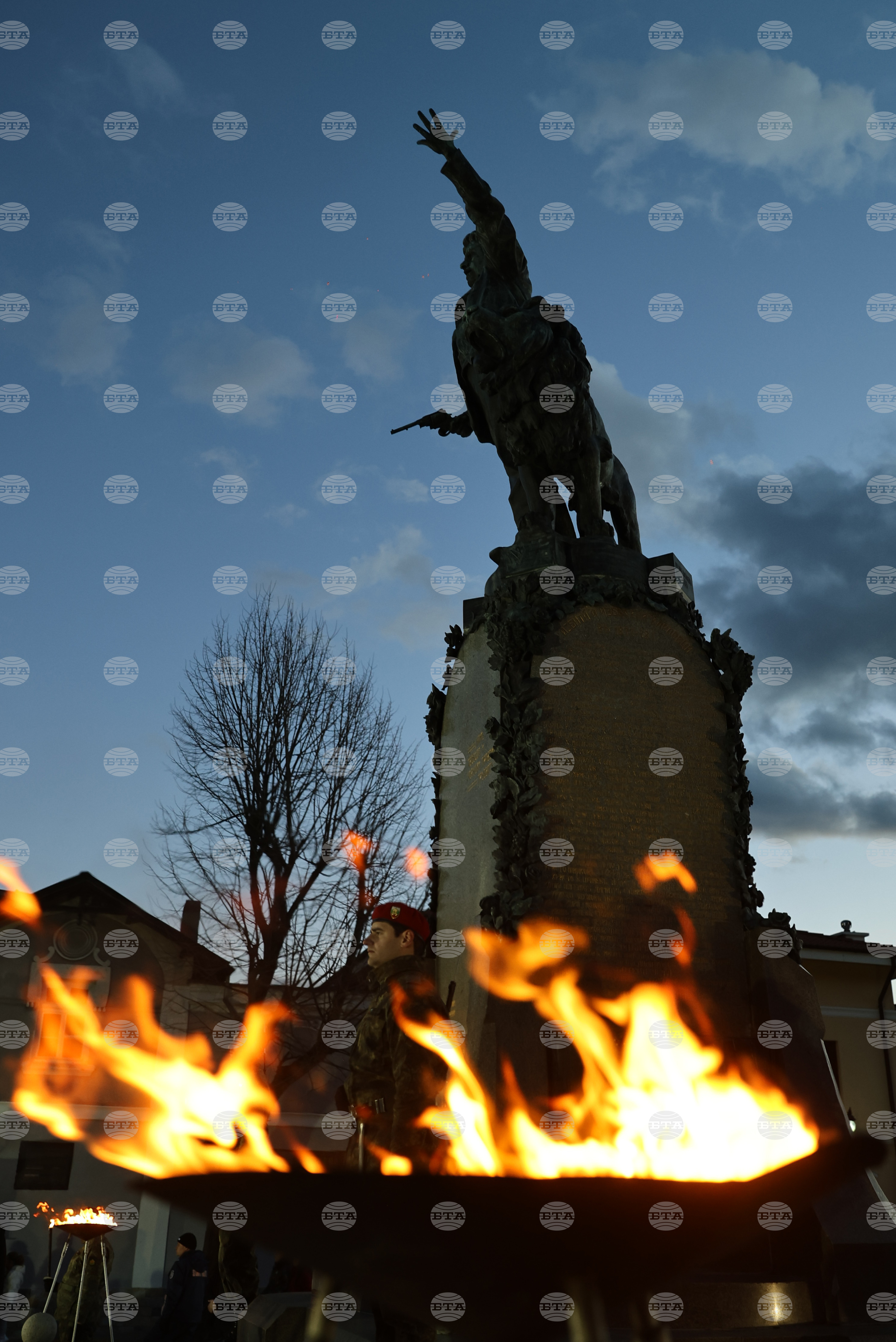 Карлово - 153 години от гибелта на Апостола на свободата Васил Левски - почит