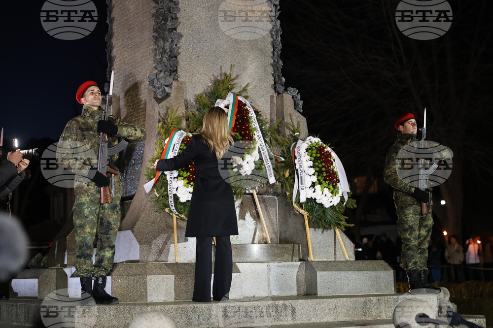 Карлово - 153 години от гибелта на Апостола на свободата Васил Левски - почит