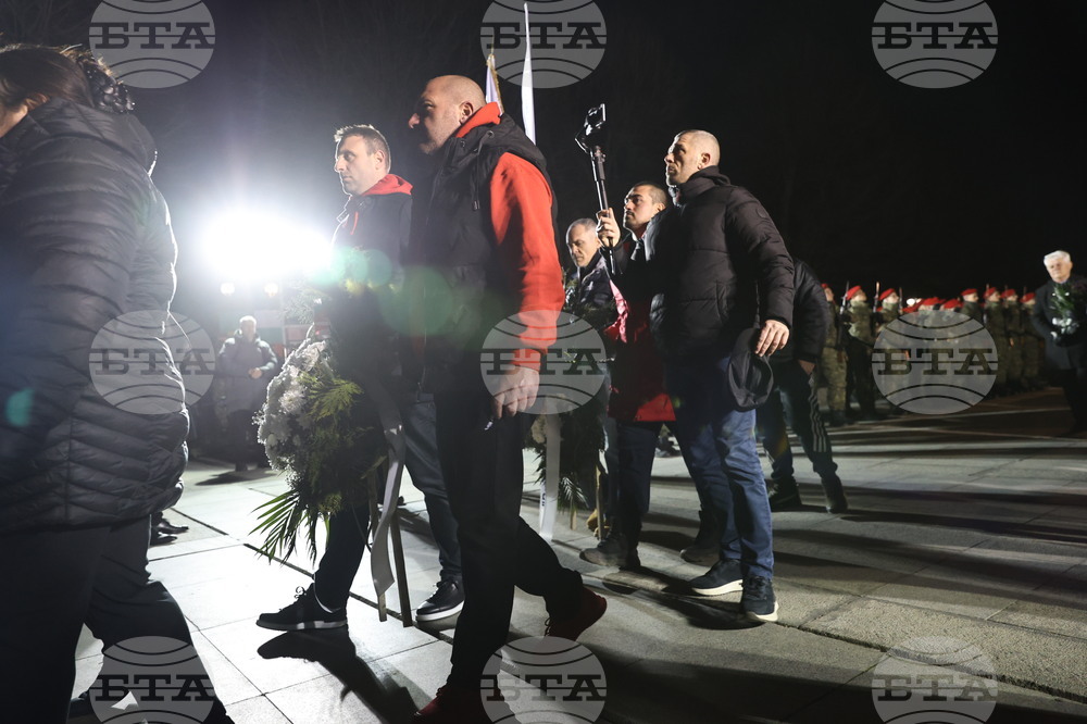 Карлово - 153 години от гибелта на Апостола на свободата Васил Левски - почит