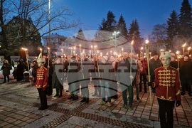 Троян - възпоменателно факелно шествие - Васил Левски