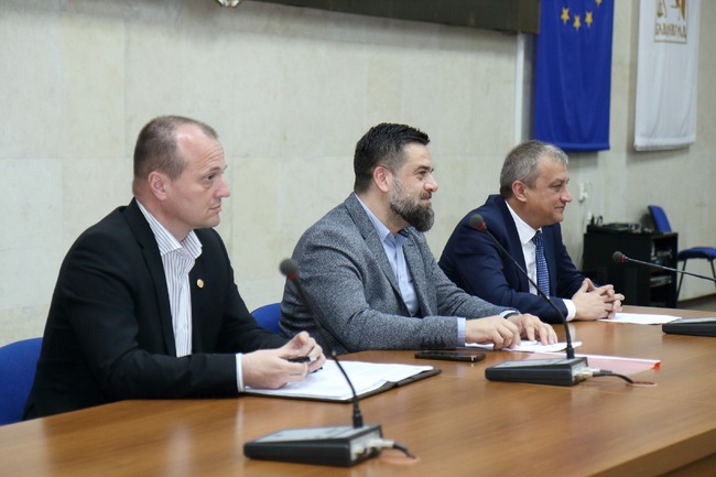 Община Благоевград по-близо до изграждане на Индустриална зона „Зелен дол“! ОбС прие изменението на Общия устройствен план, предложено от кметa Илко Стоянов