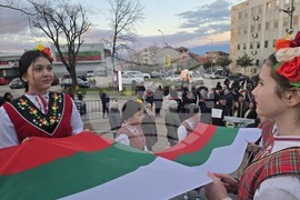 Петрич - 153 години от гибелта на Васил Левски - факелно шествие