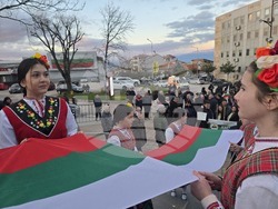 Петрич - 153 години от гибелта на Васил Левски - факелно шествие