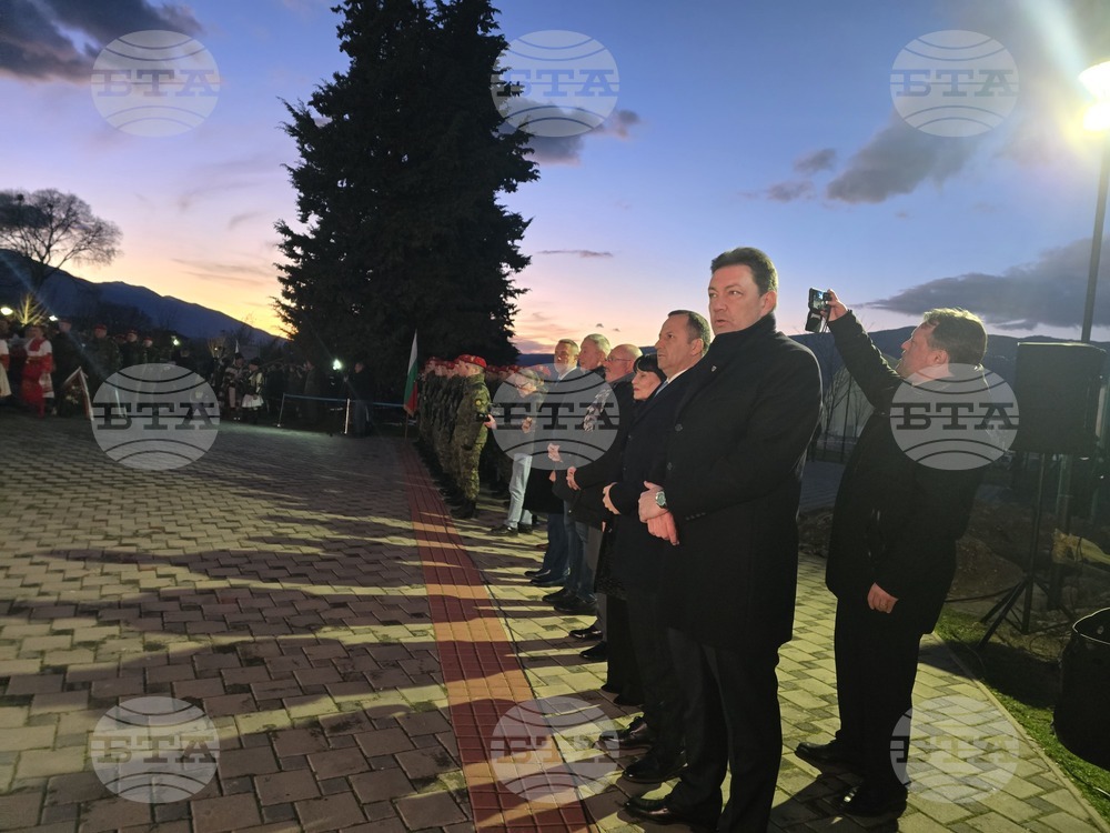 Петрич - 153 години от гибелта на Васил Левски - факелно шествие