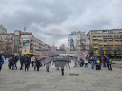 Косово - национален празник - военен парад