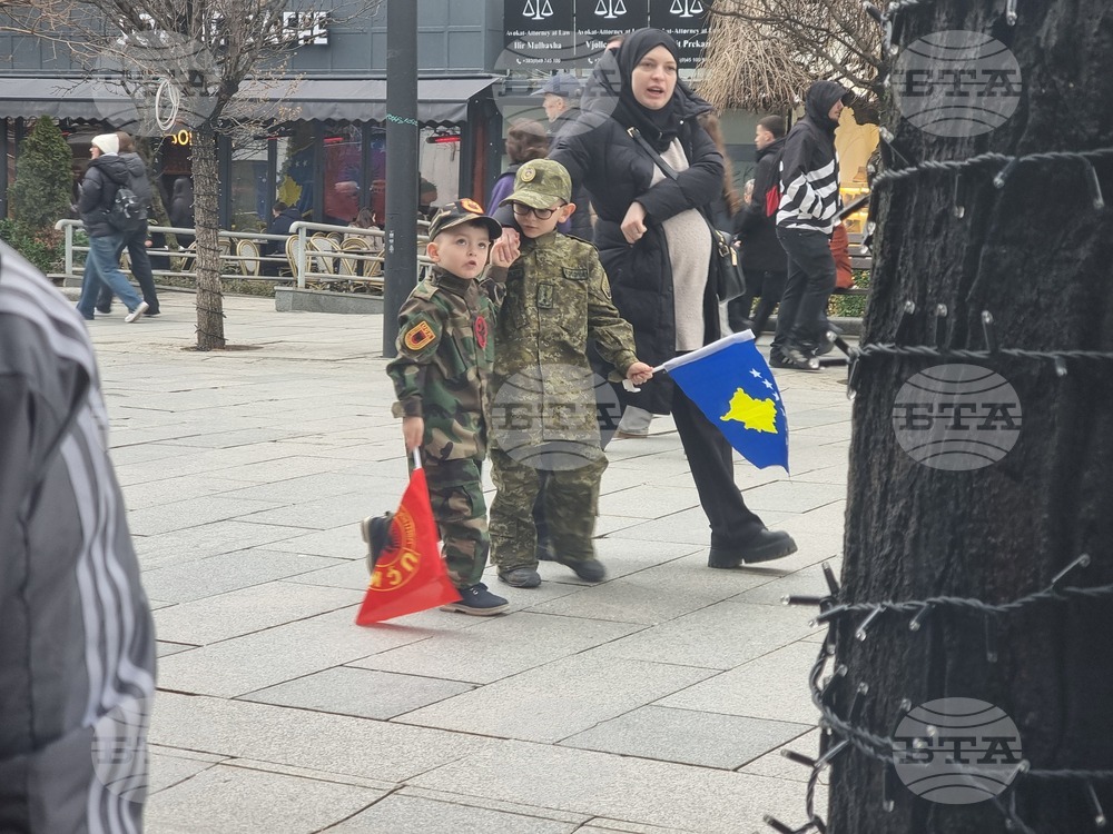 Косово - национален празник - военен парад