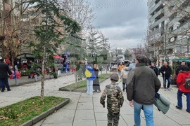 Косово - национален празник - военен парад