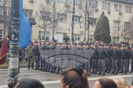 Косово - национален празник - военен парад