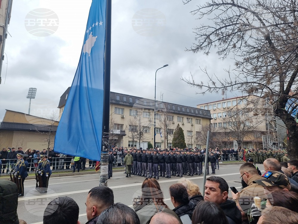 Косово - национален празник - военен парад