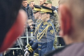 Косово - национален празник - военен парад