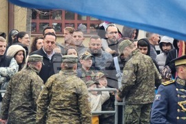 Косово - национален празник - военен парад