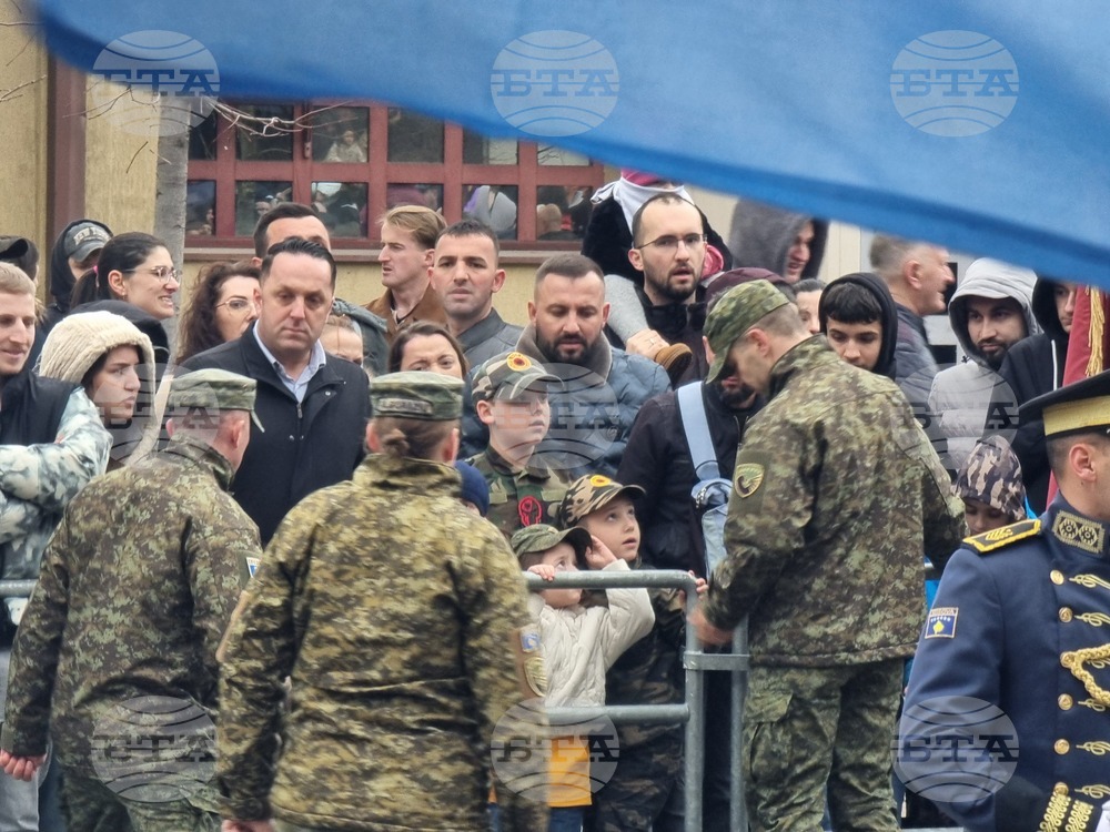Косово - национален празник - военен парад