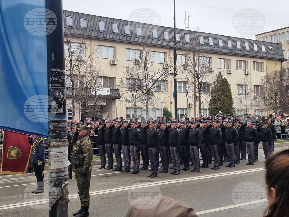 Косово - национален празник - военен парад