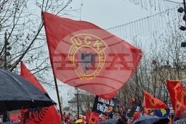 Косово - Армия за освобождение на Косово - мирен протест