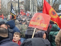 Косово - Армия за освобождение на Косово - мирен протест
