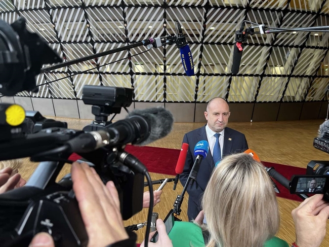 Румен Радев: България вече договаря параметрите по осигурената от Европейската комисия подкрепа от 600 млн. евро за охраната на външните граници на ЕС