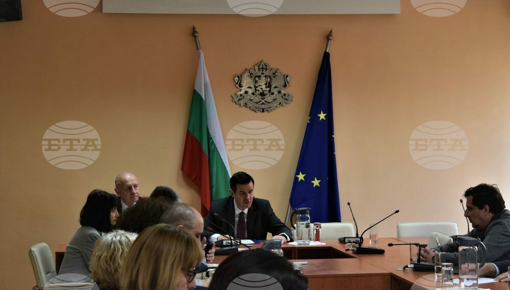 Нужни са критерии и условия за особените търговски управители на обектите от критичната инфраструктура, каза министър Стоянов