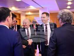 Снимка: Офис на Илхан Кючюк