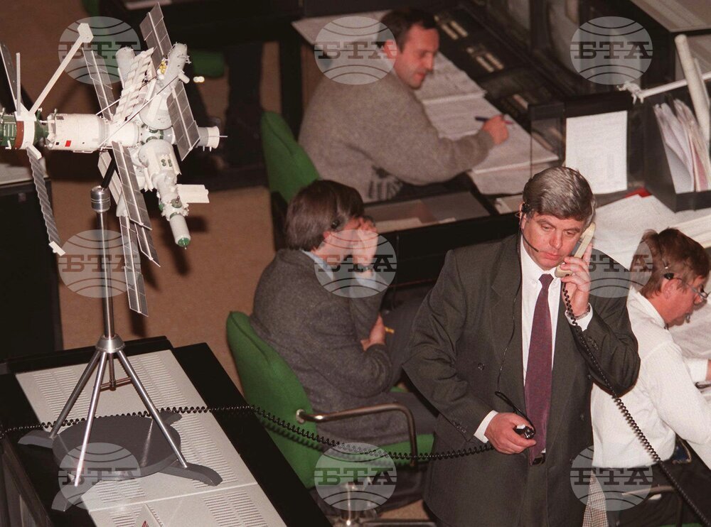 Преди 40 години в орбита е изведен първият модул на орбиталната станция "Мир"