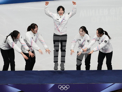 APTOPIX Milan Cortina Olympics Short Track Speedskating