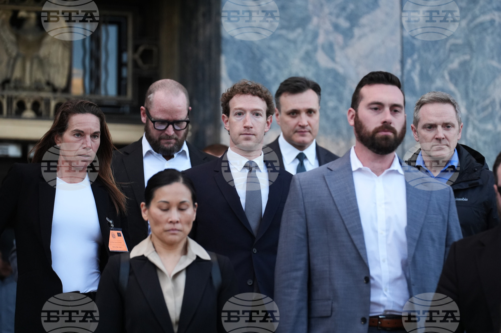 APTOPIX Social Media Kids Trial