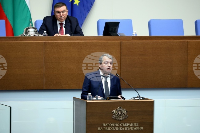 Днес ще се закълнат министрите от кабинета „Петрохан“, заяви в декларация Тошко Йорданов