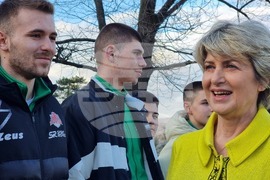 Троян - спортна зала - първа копка - Весела Лечева