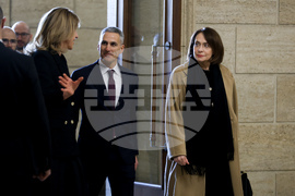 Народно събрание  - служебно правителство  - влизане