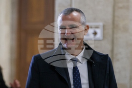 Народно събрание - служебно правителство - влизане