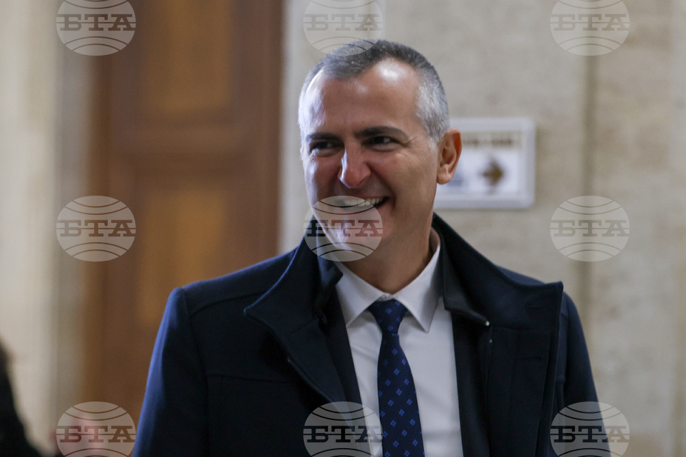 Народно събрание - служебно правителство - влизане