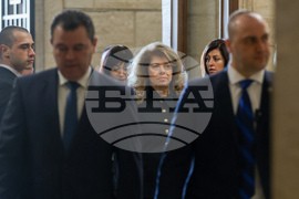 Народно събрание - служебно правителство - влизане