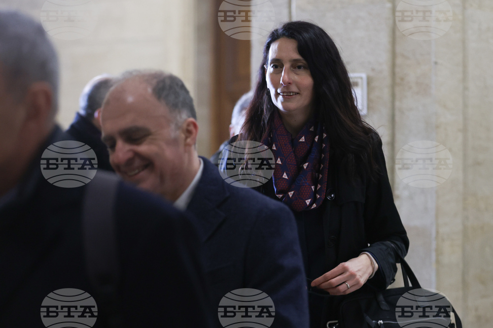 Народно събрание - служебно правителство - влизане